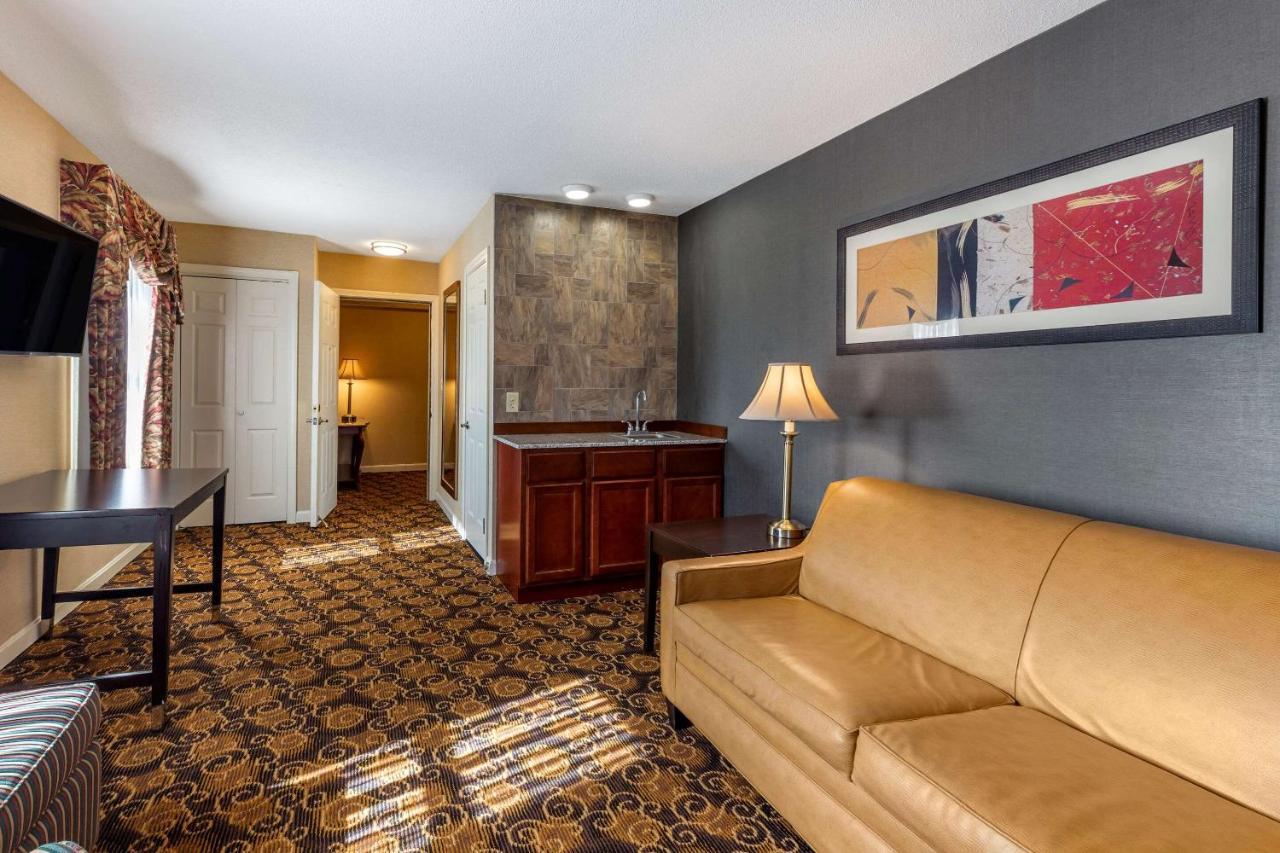 Comfort Inn Rockland - Boston Exterior photo