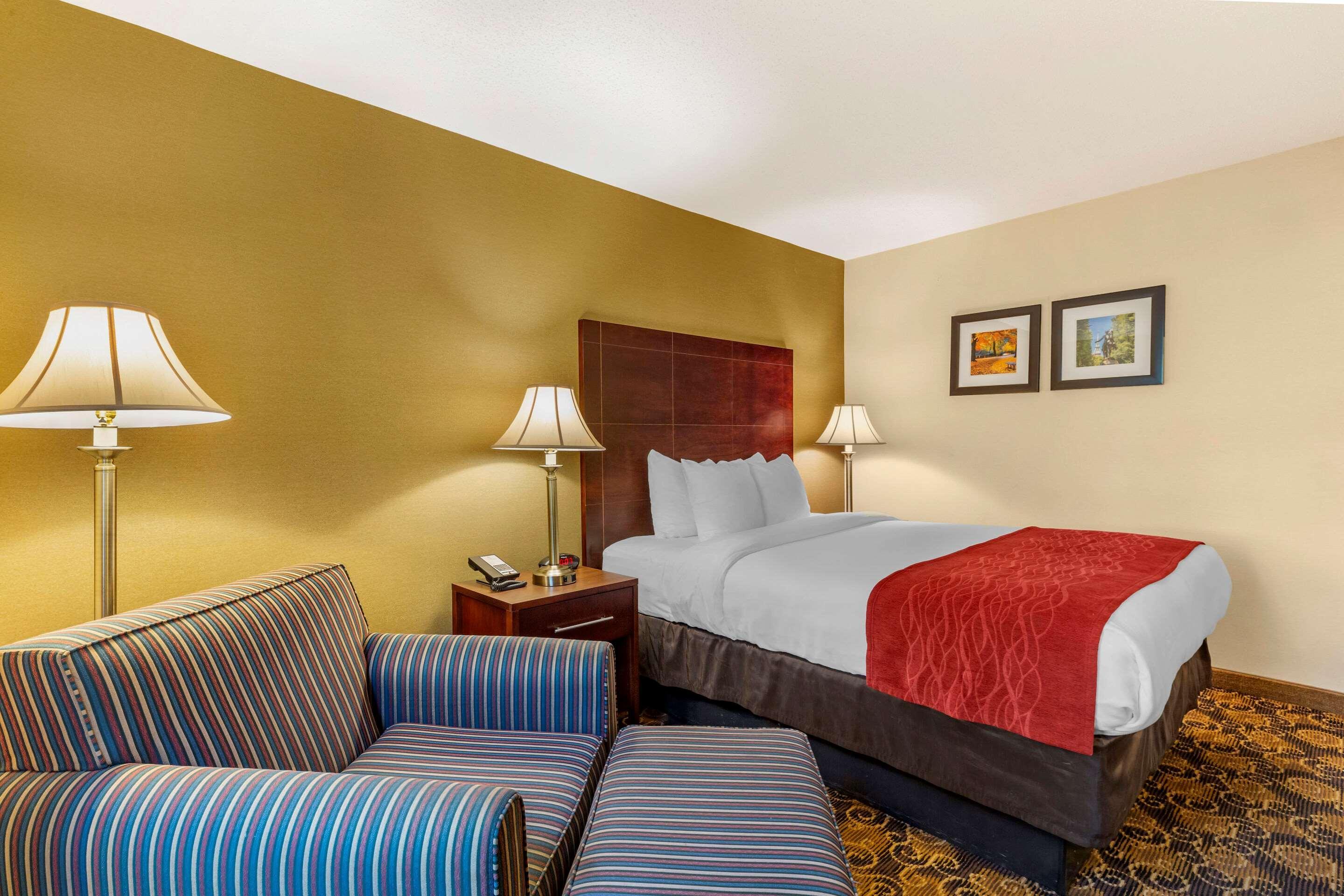 Comfort Inn Rockland - Boston Exterior photo