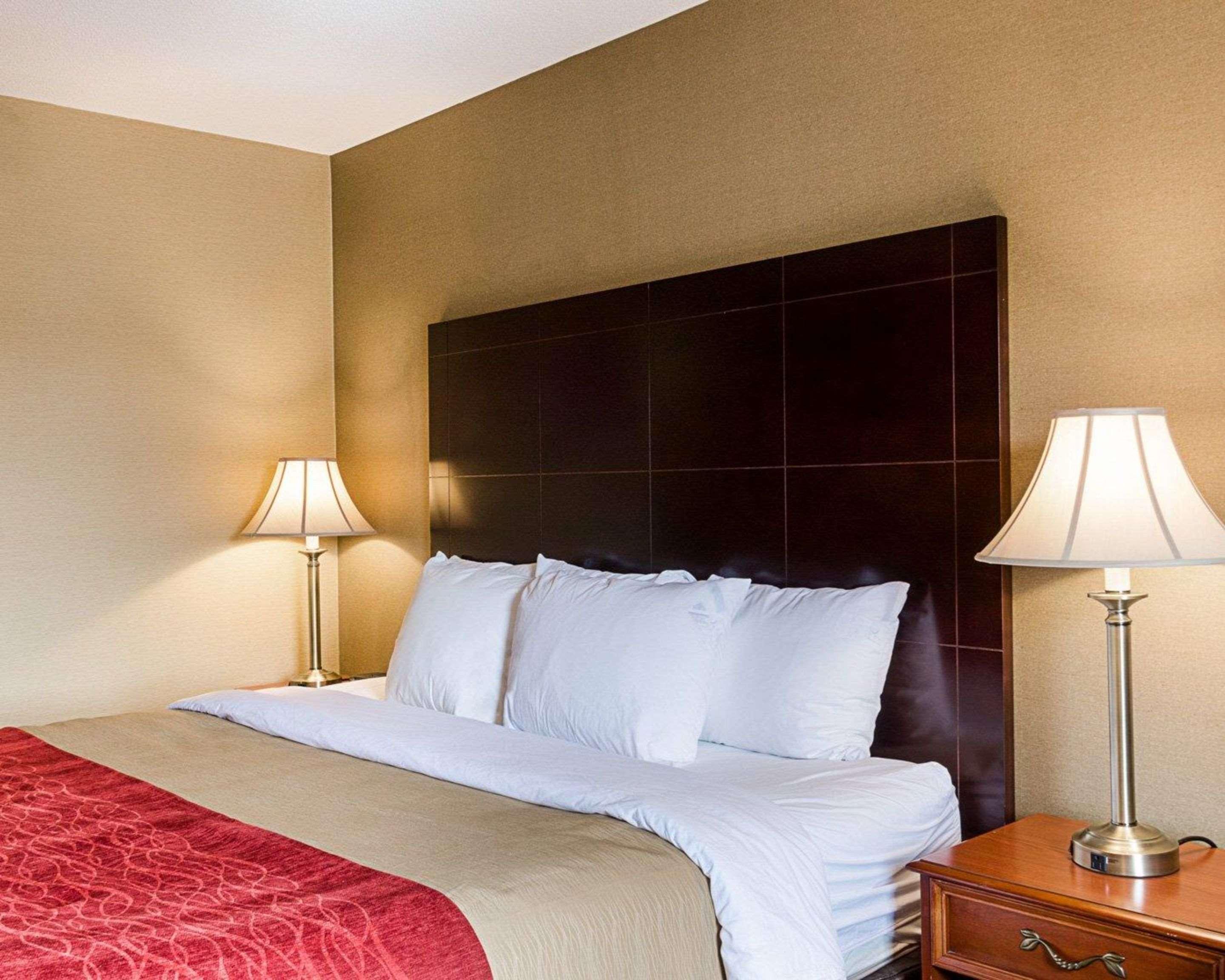 Comfort Inn Rockland - Boston Exterior photo