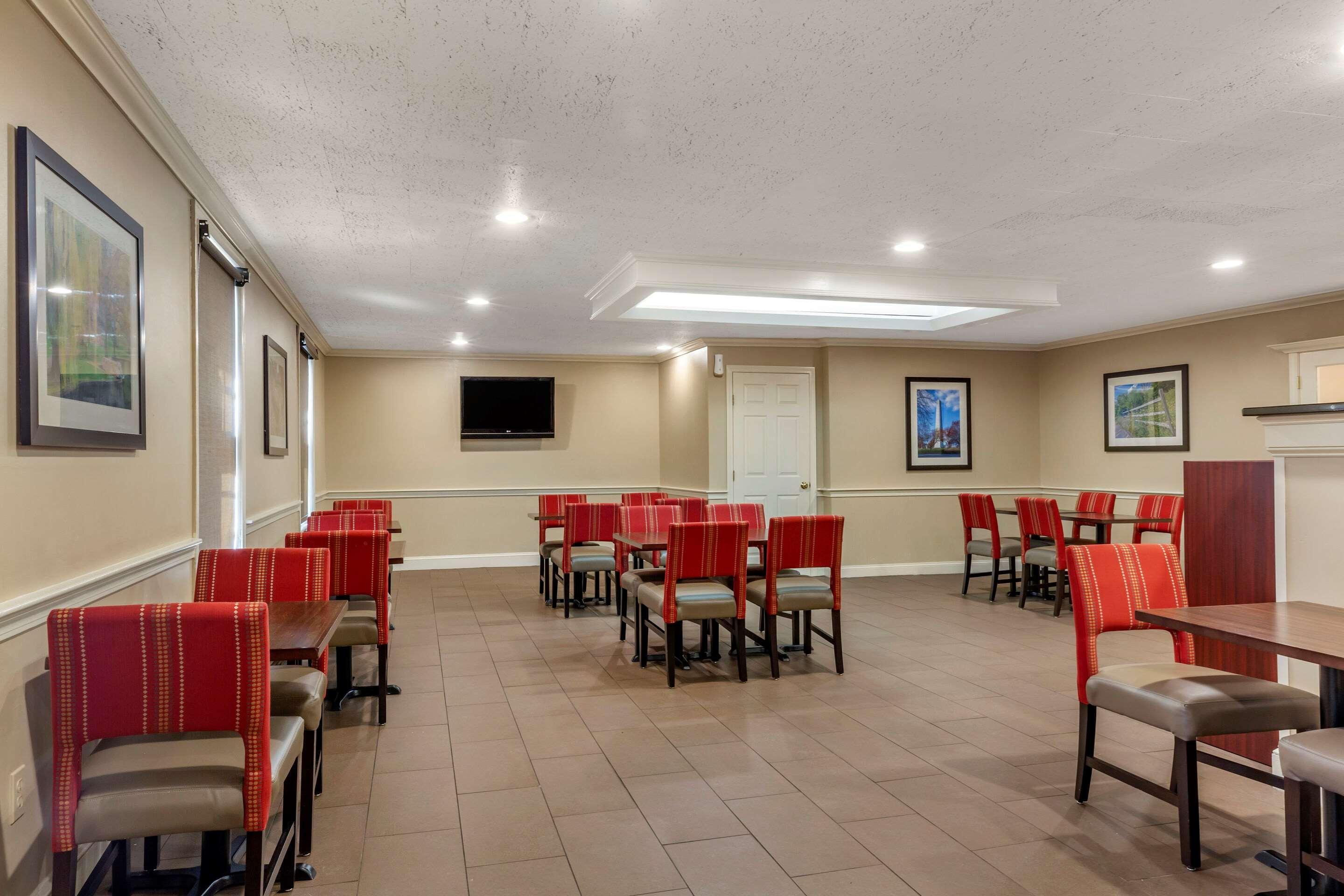 Comfort Inn Rockland - Boston Exterior photo