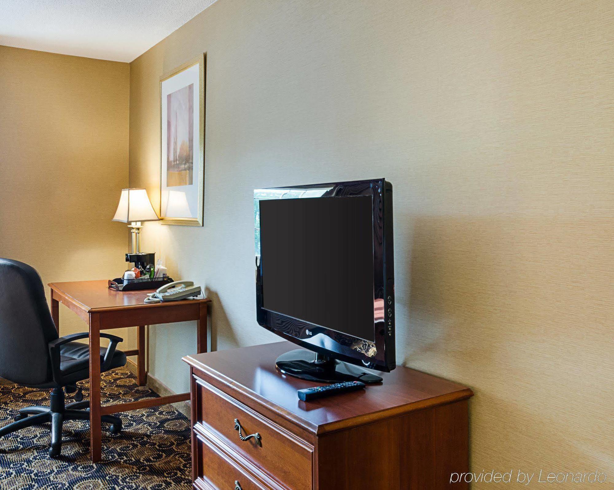 Comfort Inn Rockland - Boston Exterior photo